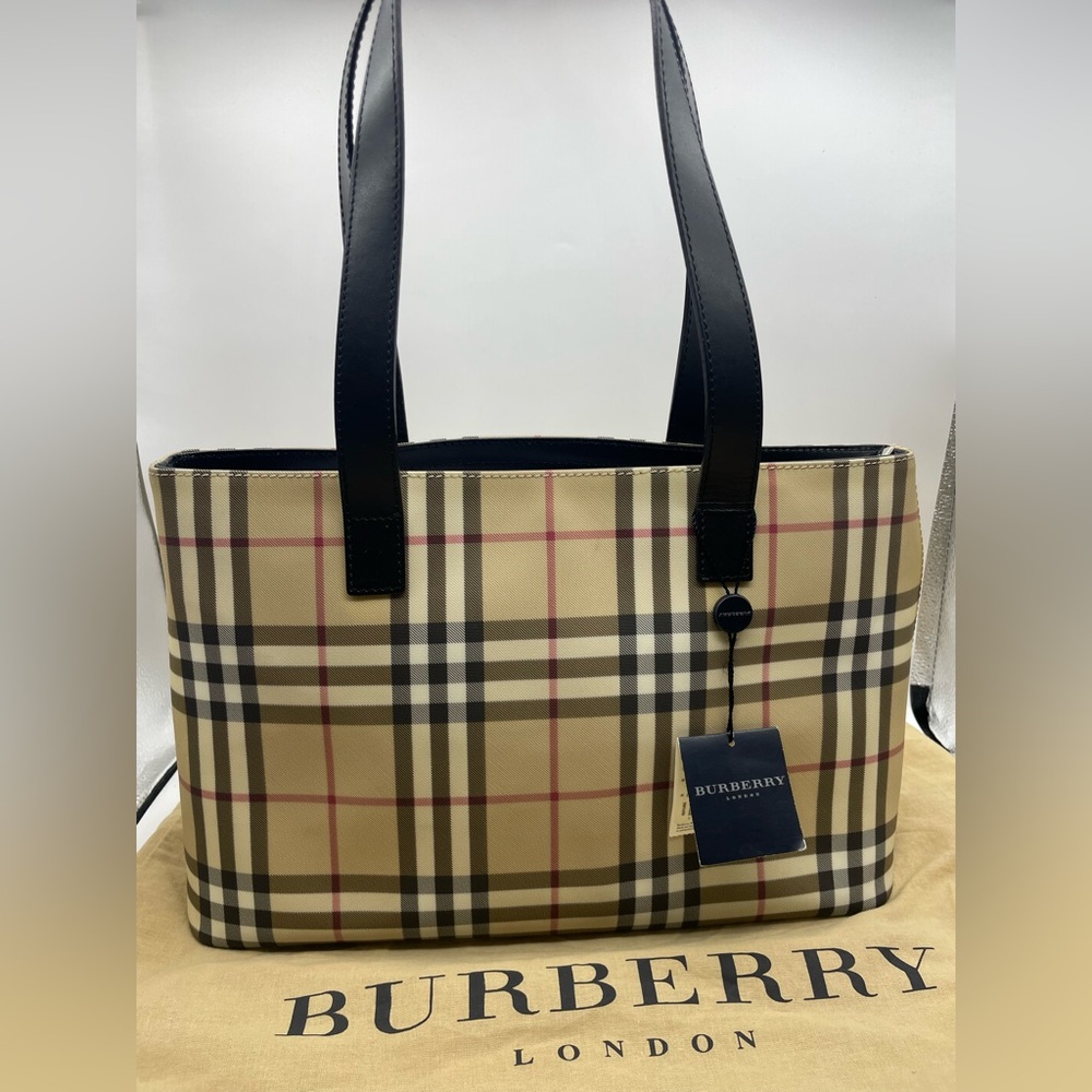Burberry Cream Shoulder Bag with Iconic Design